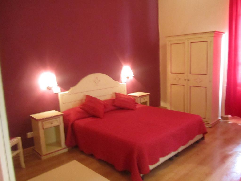 Hotel Savonarola Флоренция Номер фото